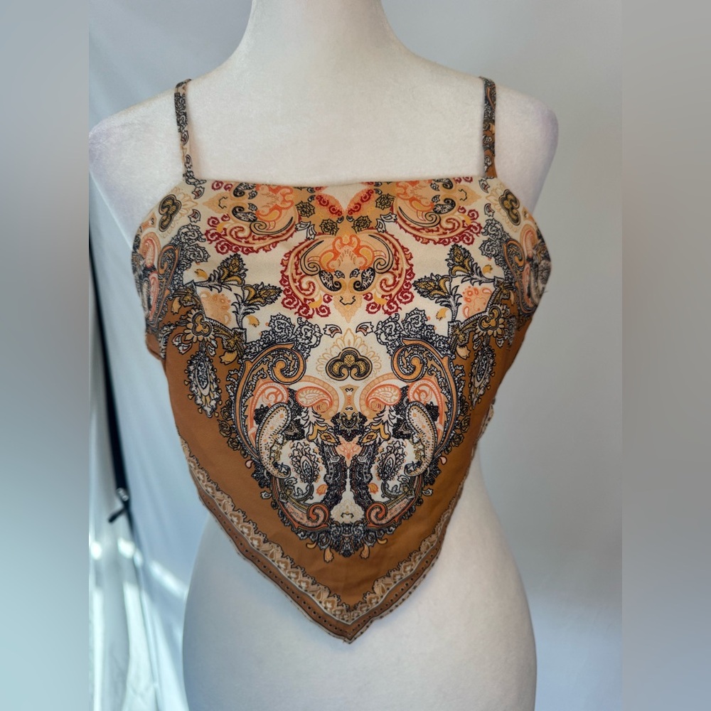 SHEIN kerchief style skinny strap/adjusts, gold paisley tie back, like new